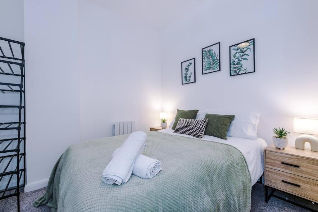 Apartment Stunning 2-bedroom In Bolton
