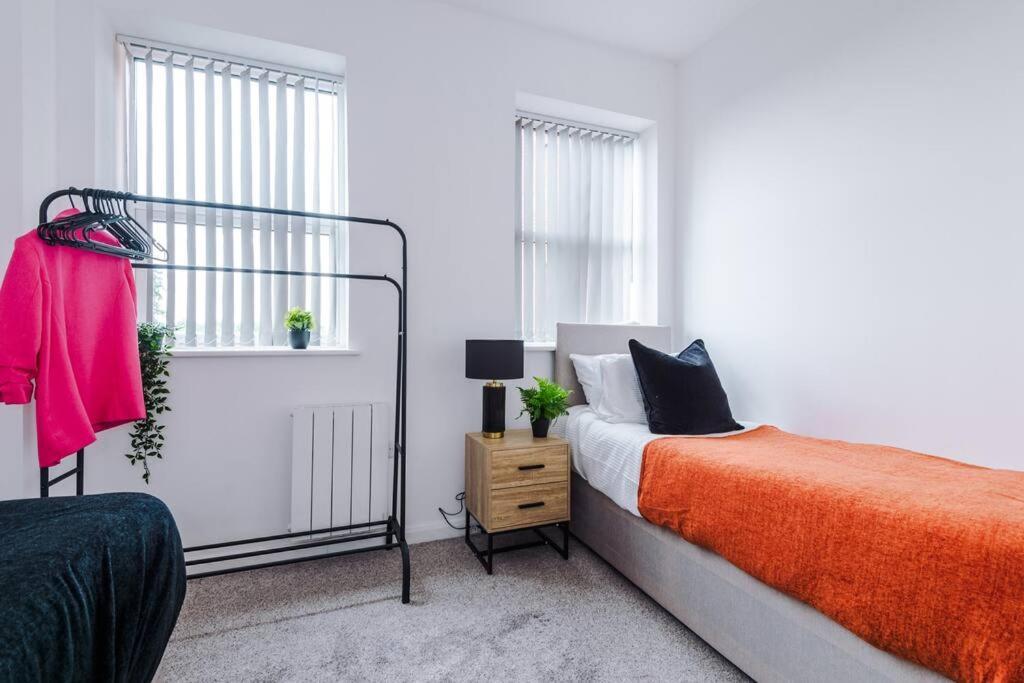 Stunning 2-bedroom In * Bolton